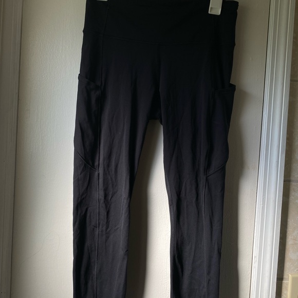 Lulu lemon leggings - Picture 3 of 4